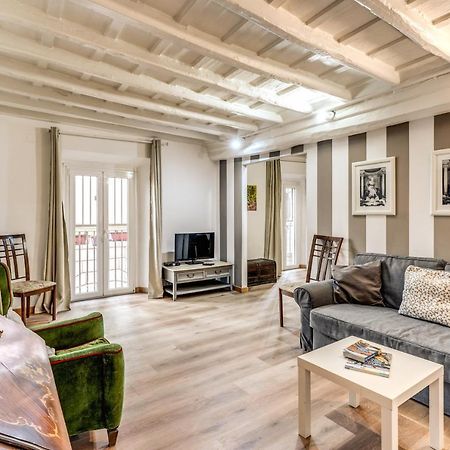Lovely Spacious Apartment Near The Colosseum Rome Extérieur photo