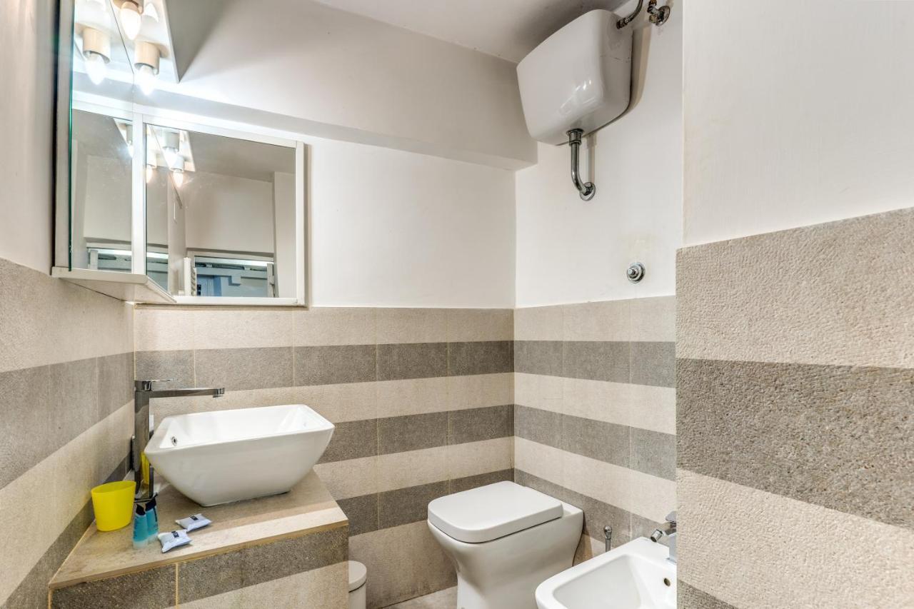 Lovely Spacious Apartment Near The Colosseum Rome Extérieur photo